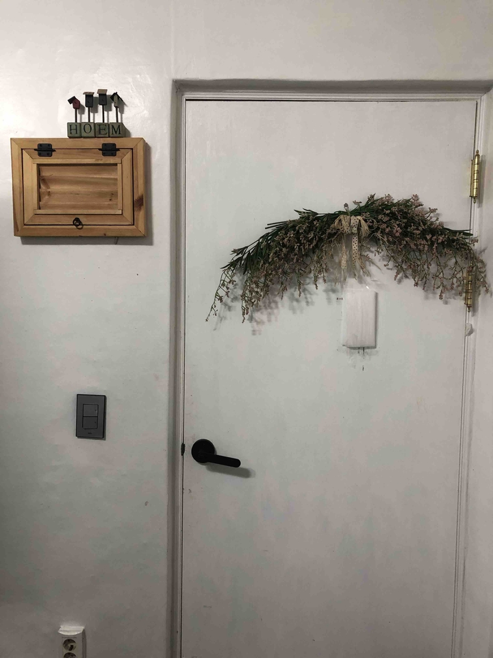 white door with deco