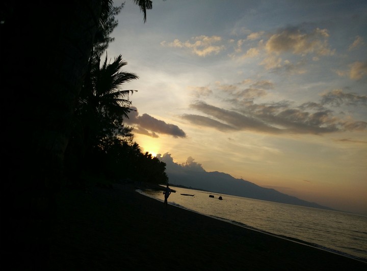 sunset in maumere
