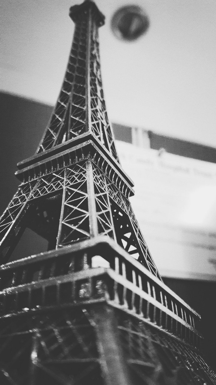 eiffel tower