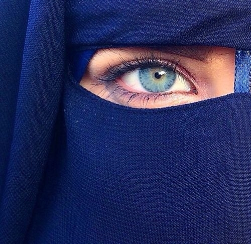 blue eyes