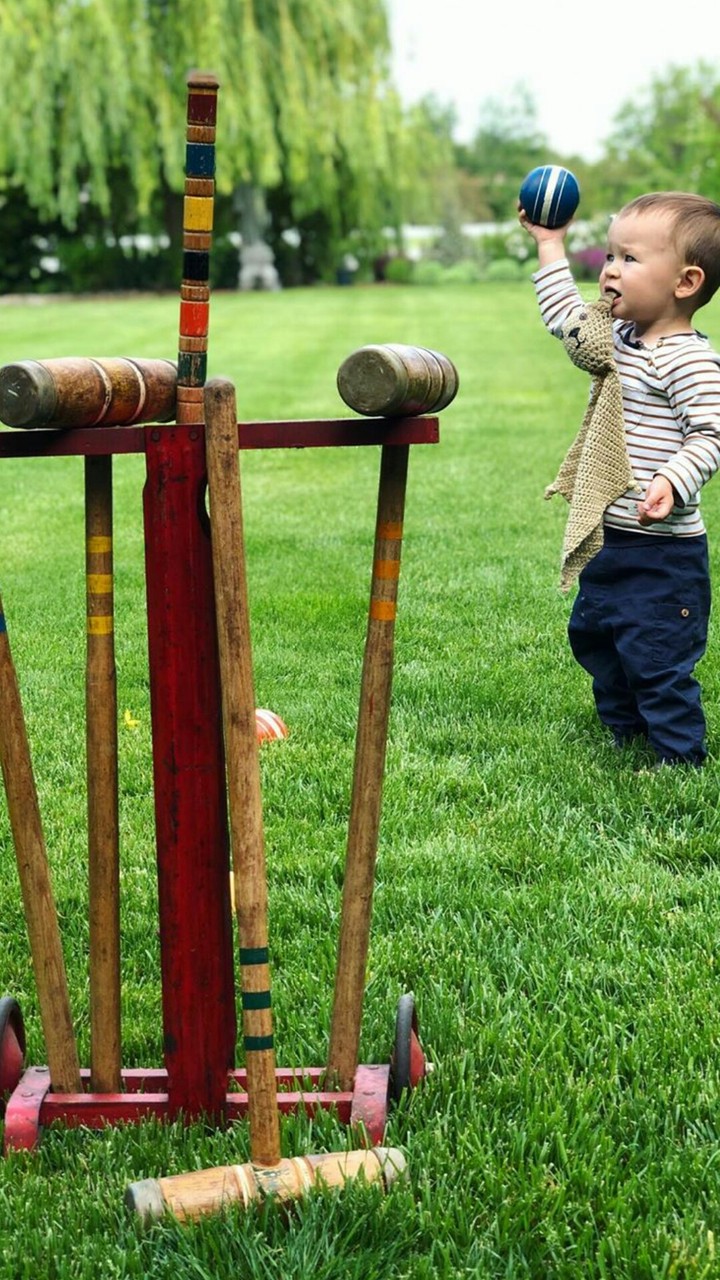 playing ..balls.. Benjamin.... ???