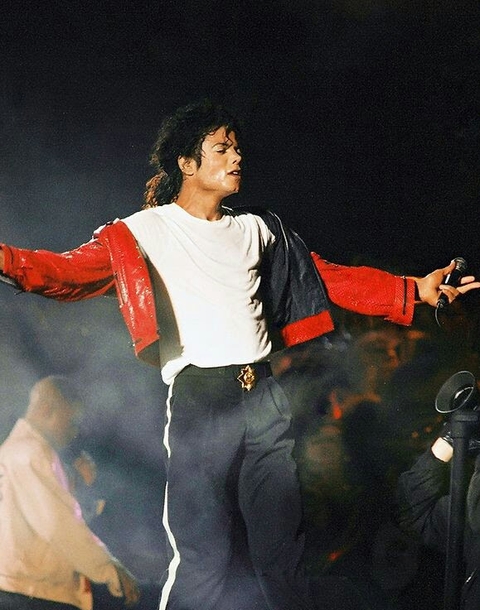 THE KING OF POP