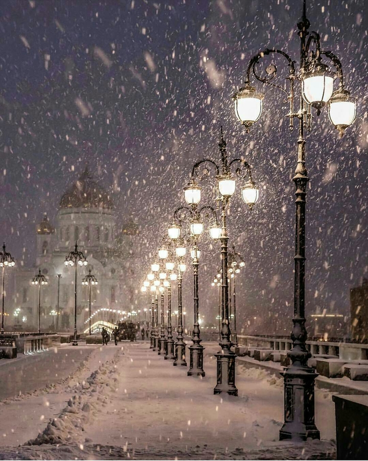 snow night