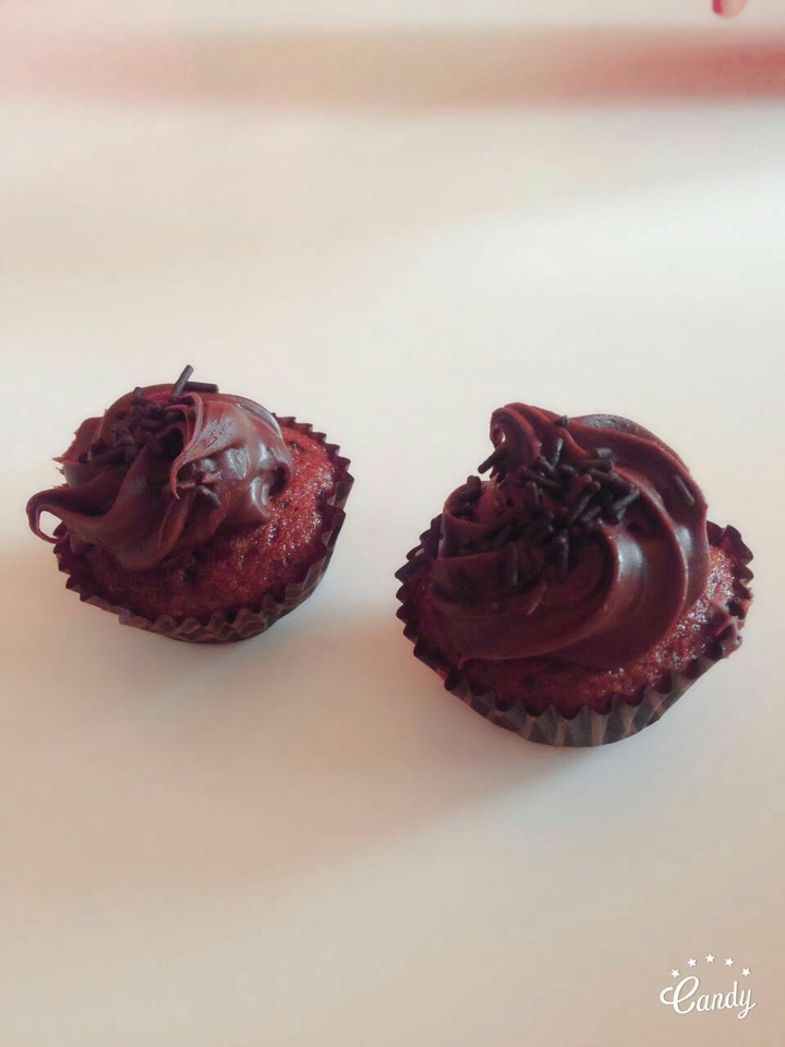 little cakes