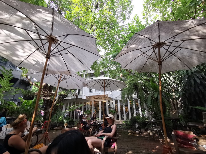 Fern Forest Cafe