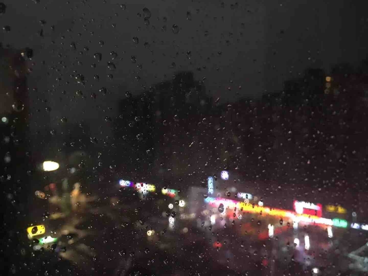 Rain pebbles
