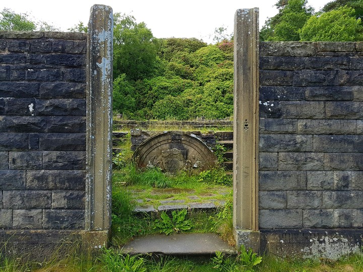 Grimshawe Family Doorway