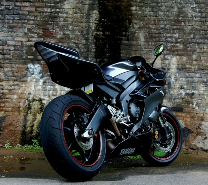 R15