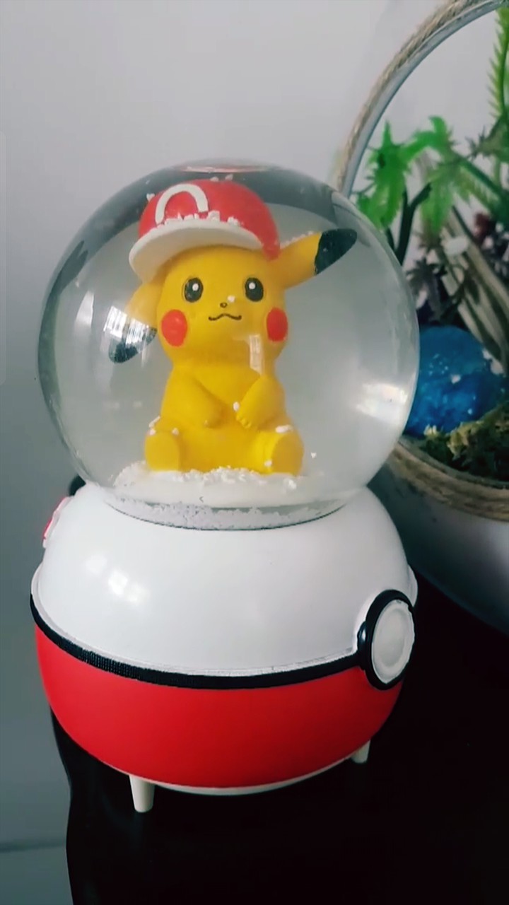 Pikachu Kar Küresi