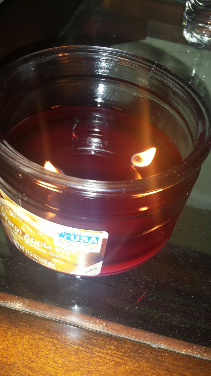 Pumpkin spice candle