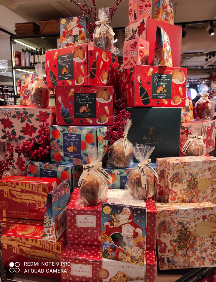 Signs of Christmas