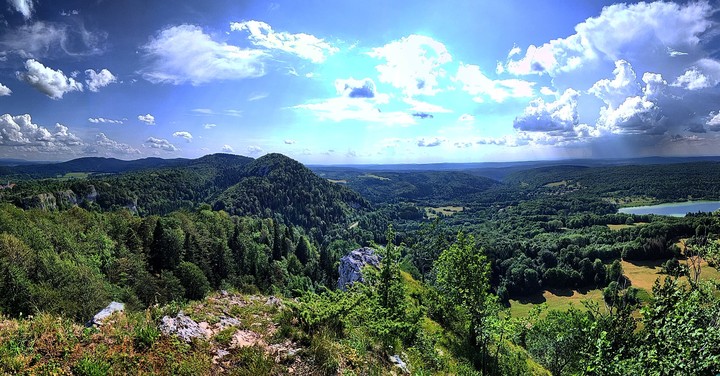 View from the "Pic de l'Aigle" (Eagle Peak)