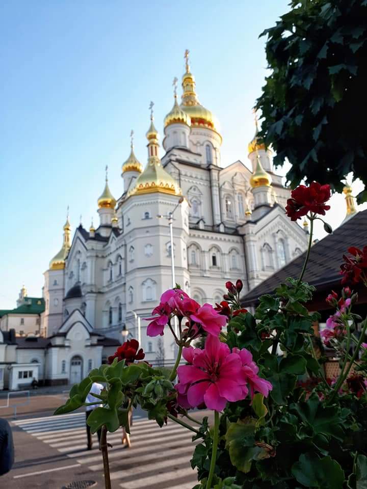 Почаев