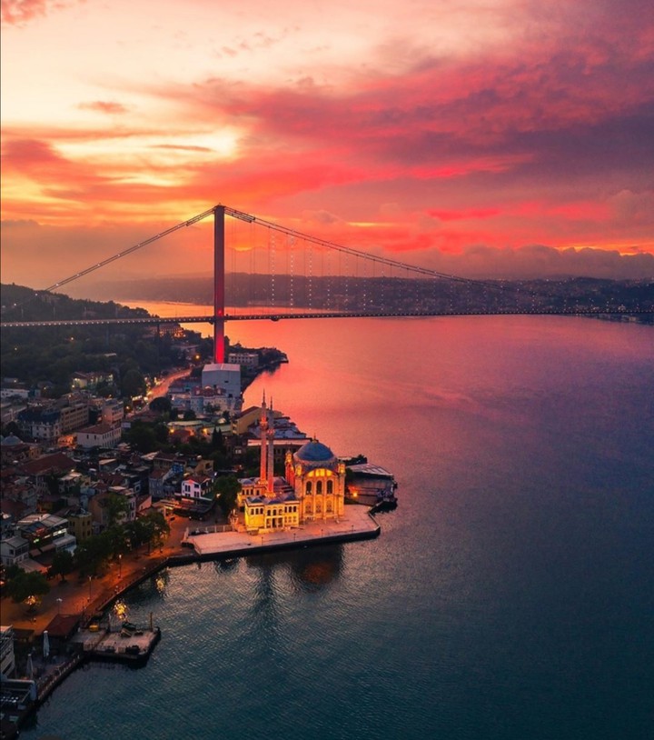 Aziz İstanbul