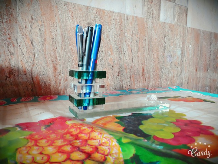 pen stand
