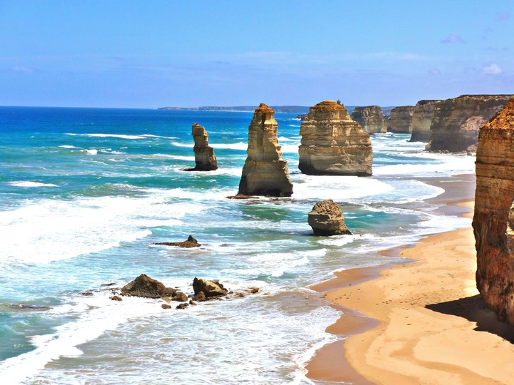 Twelve Apostles, Australia