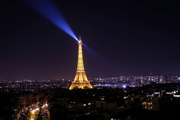 Only Paris!