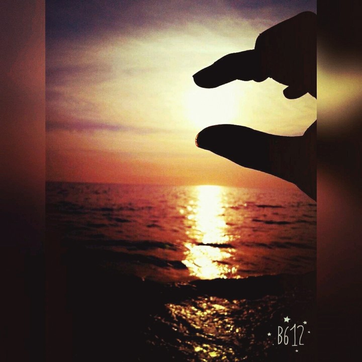 sunset Captured In hand