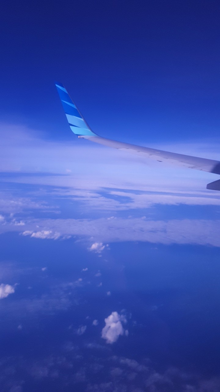 fly ove 30.000 ft