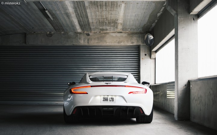 Aston Martin One-77