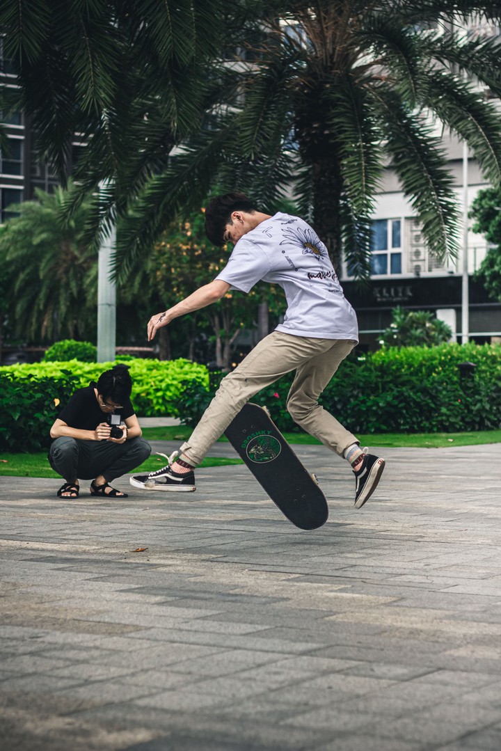skateboard