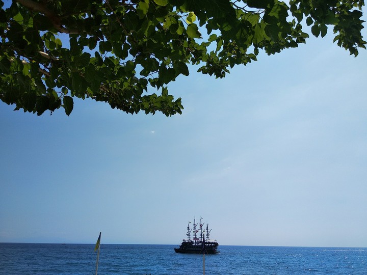ship on the horizon