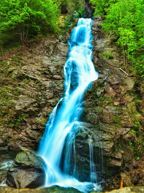 Cascada Lotrisor Rm Valcea Romania
