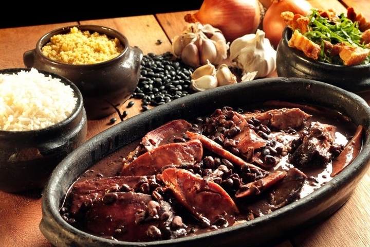 comidas tipicas do Brazil. feijoada ♥♥♥