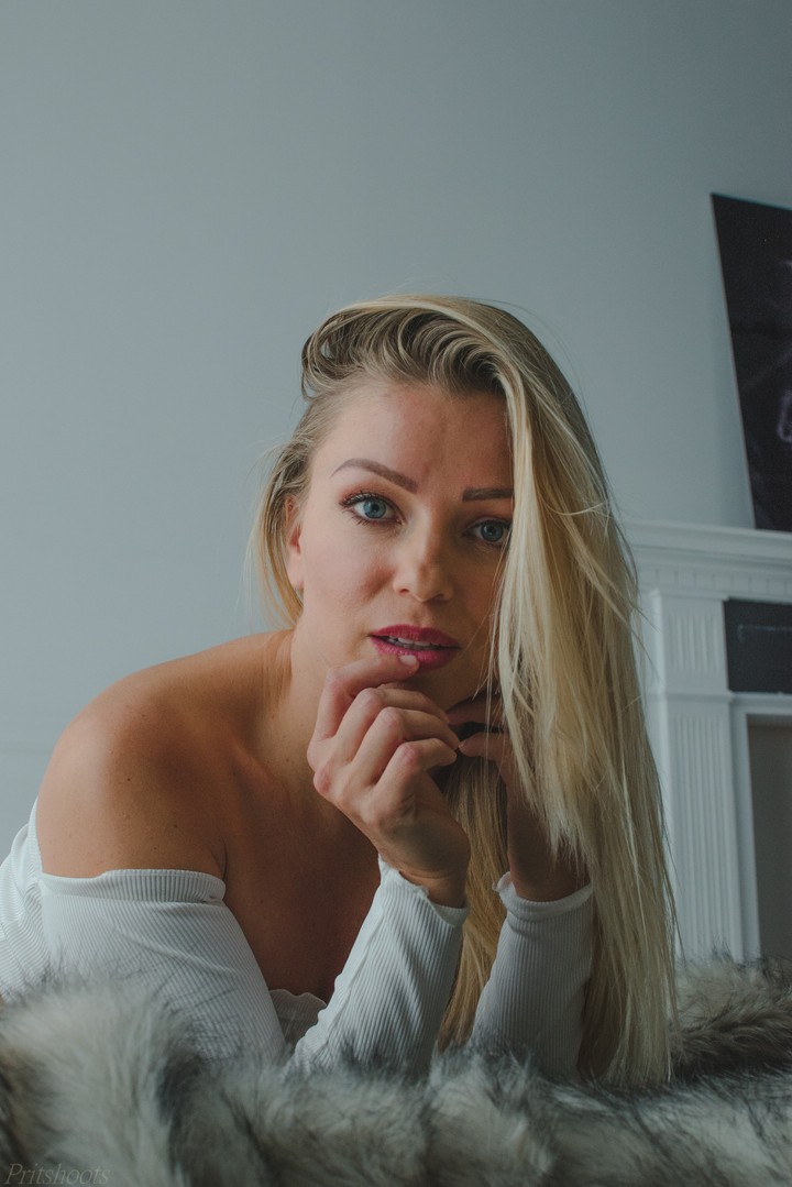 model phtogography
