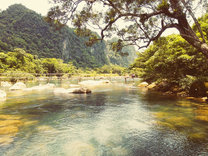 Nắng hè Suối Mọoc