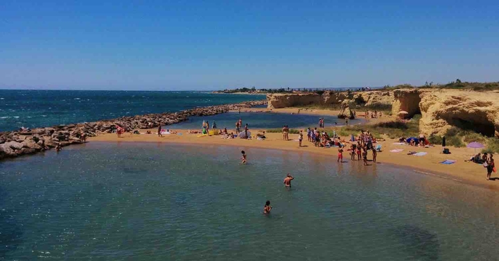 spiaggia di cirica (ispica , rg)