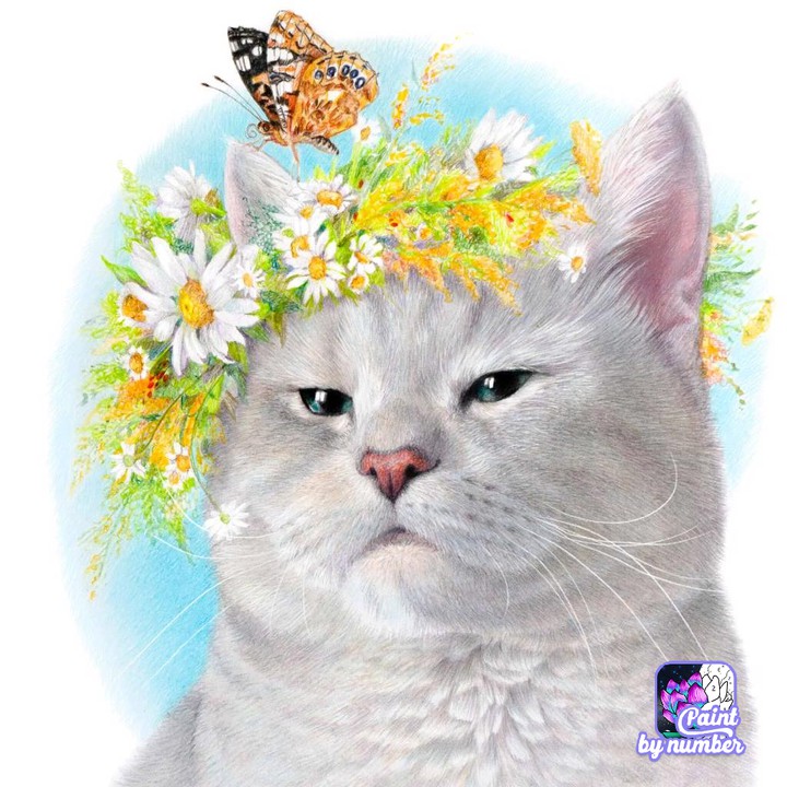 gatto con corona di fiori