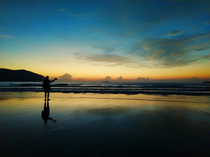 Where sky meets the sea