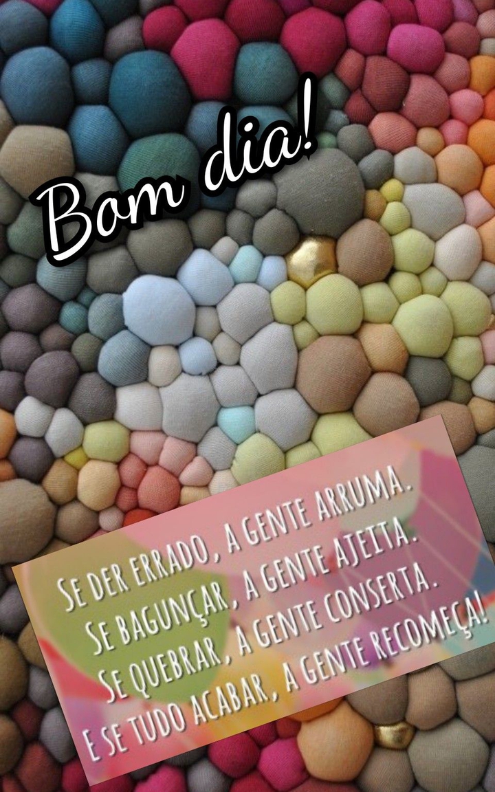 Aos meus queridos amigos do coração bjs.