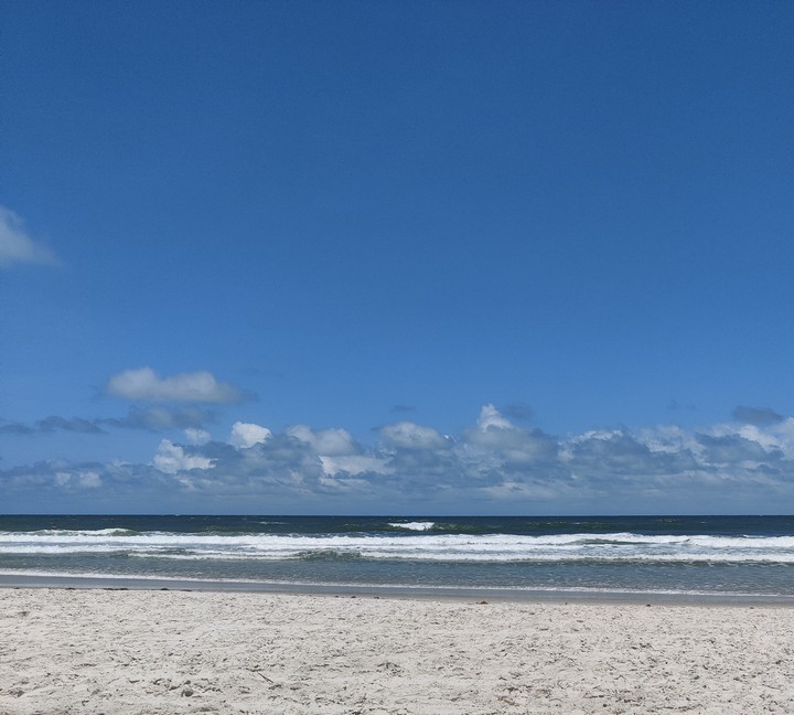 Beachy