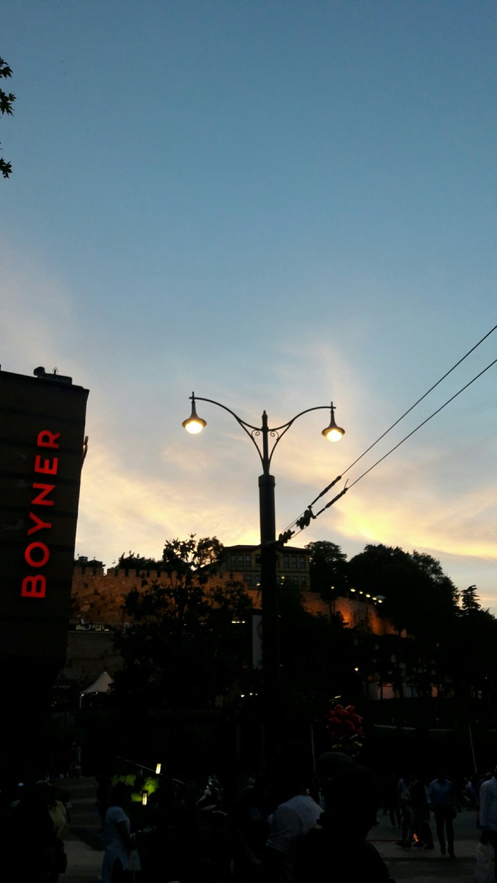 Cumhuriyet caddesi