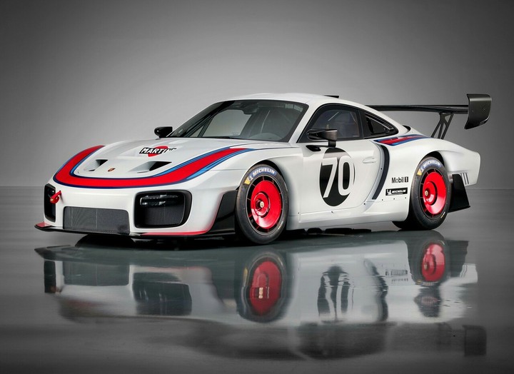 PORSCHE 935 2019