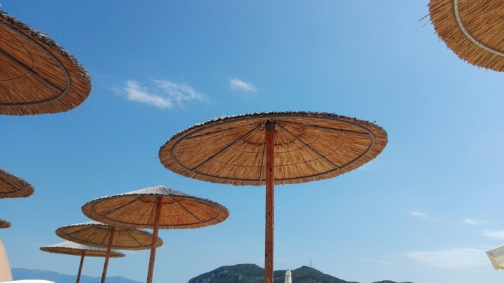 beach umbrella