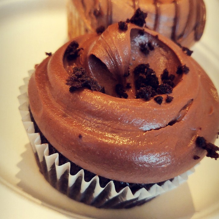 little treats - cupcakes