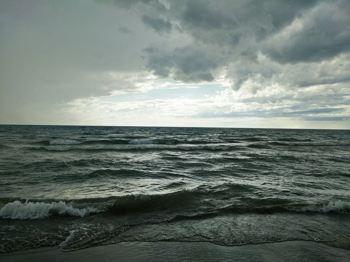 wavy