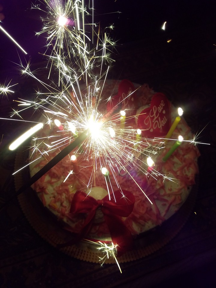 23 sptember1995 happy berthday me یک مهرتولدم بود