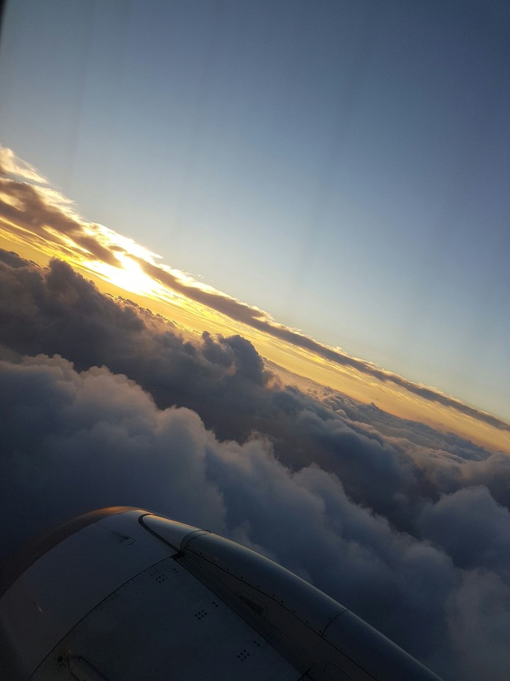 Wolken Decke