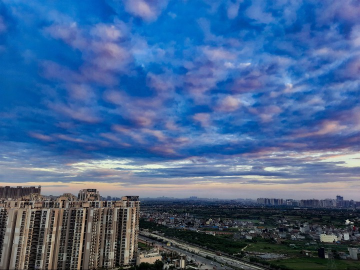Evening shots , sky is blue