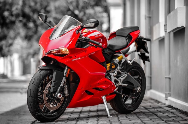 ART of a motorcycle!!
