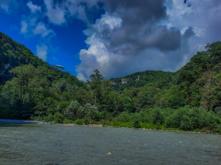 nature. akhshtyr canyon