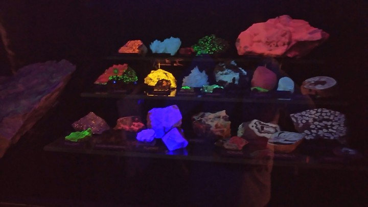 Lightning Rocks