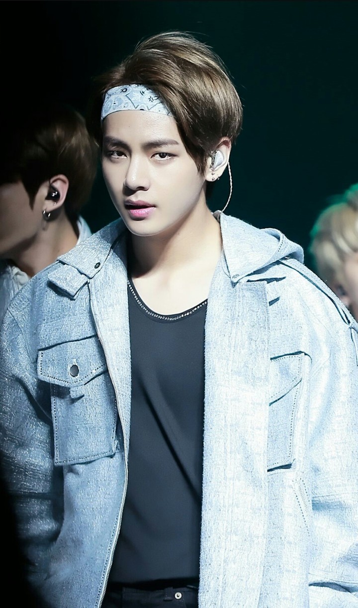 V BTS