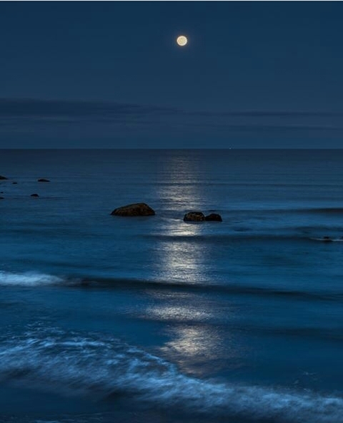 full moon