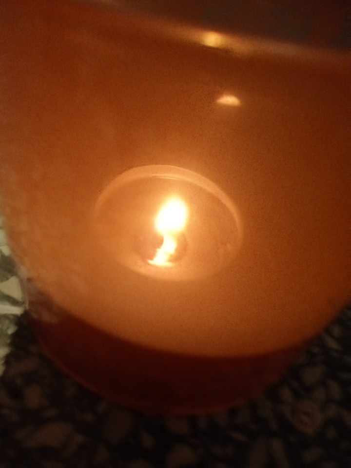 little orange light...