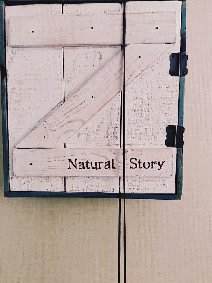 NATURAL